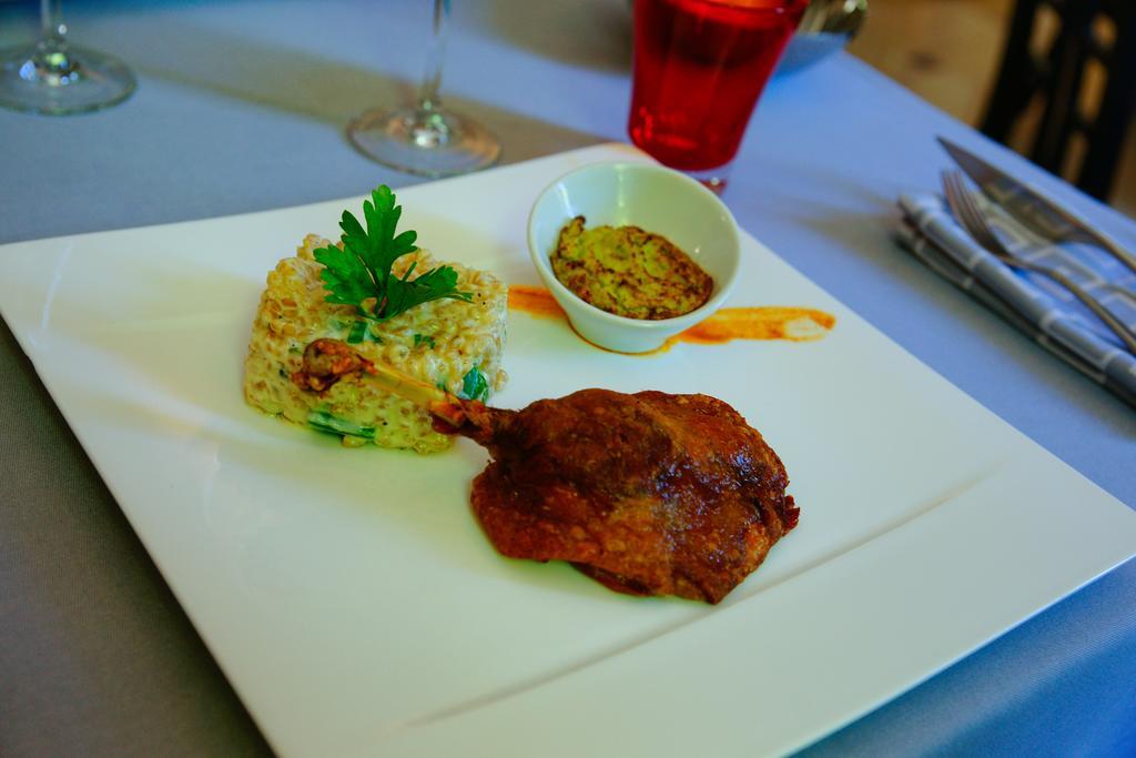 Les Jardins D'Anglise Hotel Six-Fours-les-Plages Ngoại thất bức ảnh