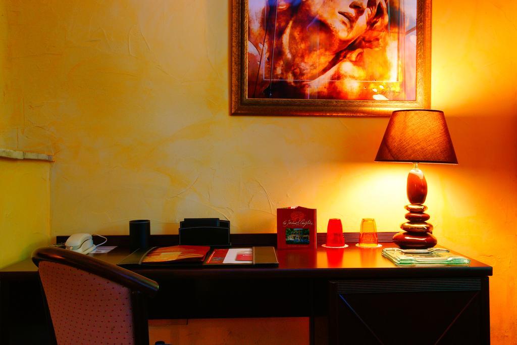 Les Jardins D'Anglise Hotel Six-Fours-les-Plages Ngoại thất bức ảnh